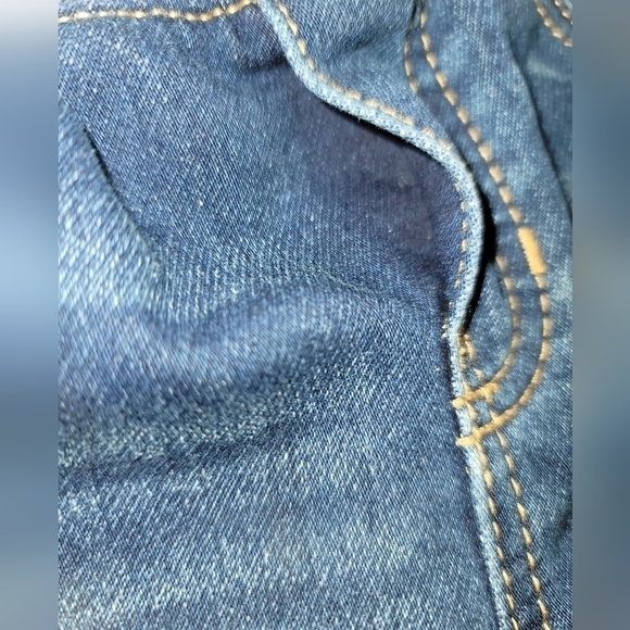 KIDS Jeans - Picture 4 of 6